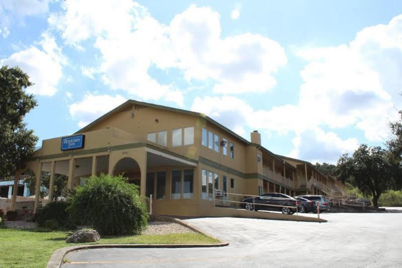 Hillview Inn At Six Flags Fiesta San Antonio Exterior photo